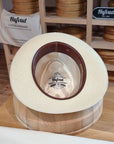 CAGNEY FEDORA | HAND WOVEN ECUADORIAN STRAW | NATURAL COLOR | SIZE 57, US 7 1/8 - Hufvud