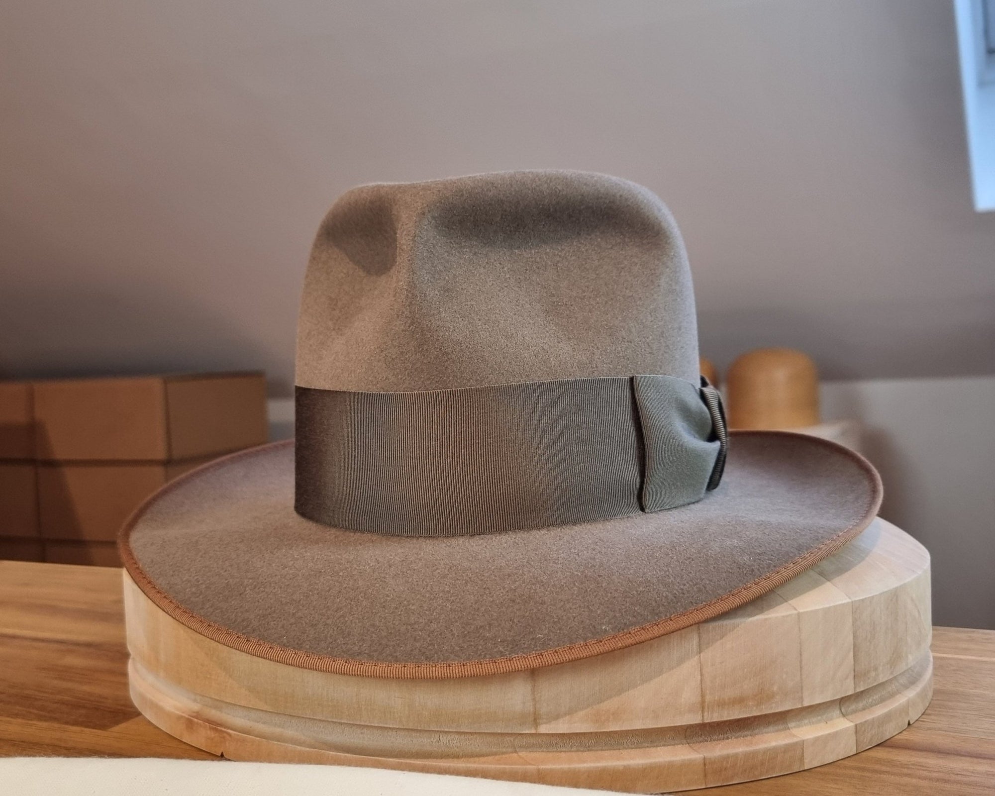 EINAR FEDORA | BEAVER FIFTY | MULTIPLE SIZES AVAILABLE - Hufvud