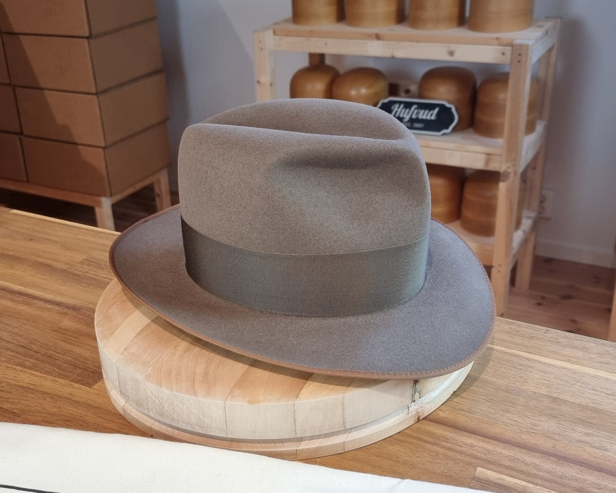 EINAR FEDORA | BEAVER FIFTY | MULTIPLE SIZES AVAILABLE - Hufvud