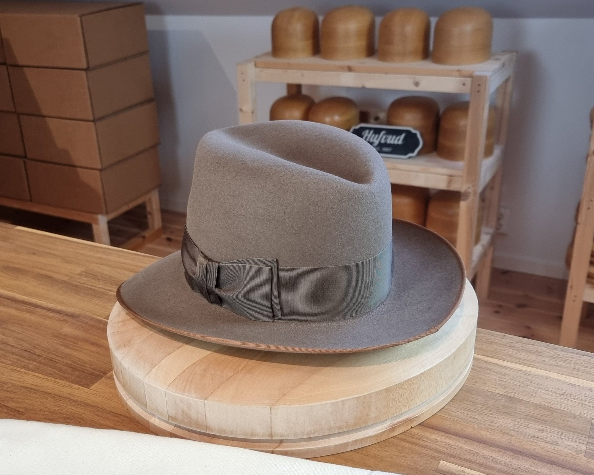 EINAR FEDORA | BEAVER FIFTY | MULTIPLE SIZES AVAILABLE - Hufvud