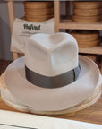LEIFUR Adventure FEDORA | 5X BEAVER | LIGHT FAWN COLOR | WESTERN WEIGHT | SIZE 58, US 7 1/4 - Hufvud