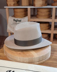 LEIFUR Adventure FEDORA | 5X BEAVER | LIGHT FAWN COLOR | WESTERN WEIGHT | SIZE 58, US 7 1/4 - Hufvud