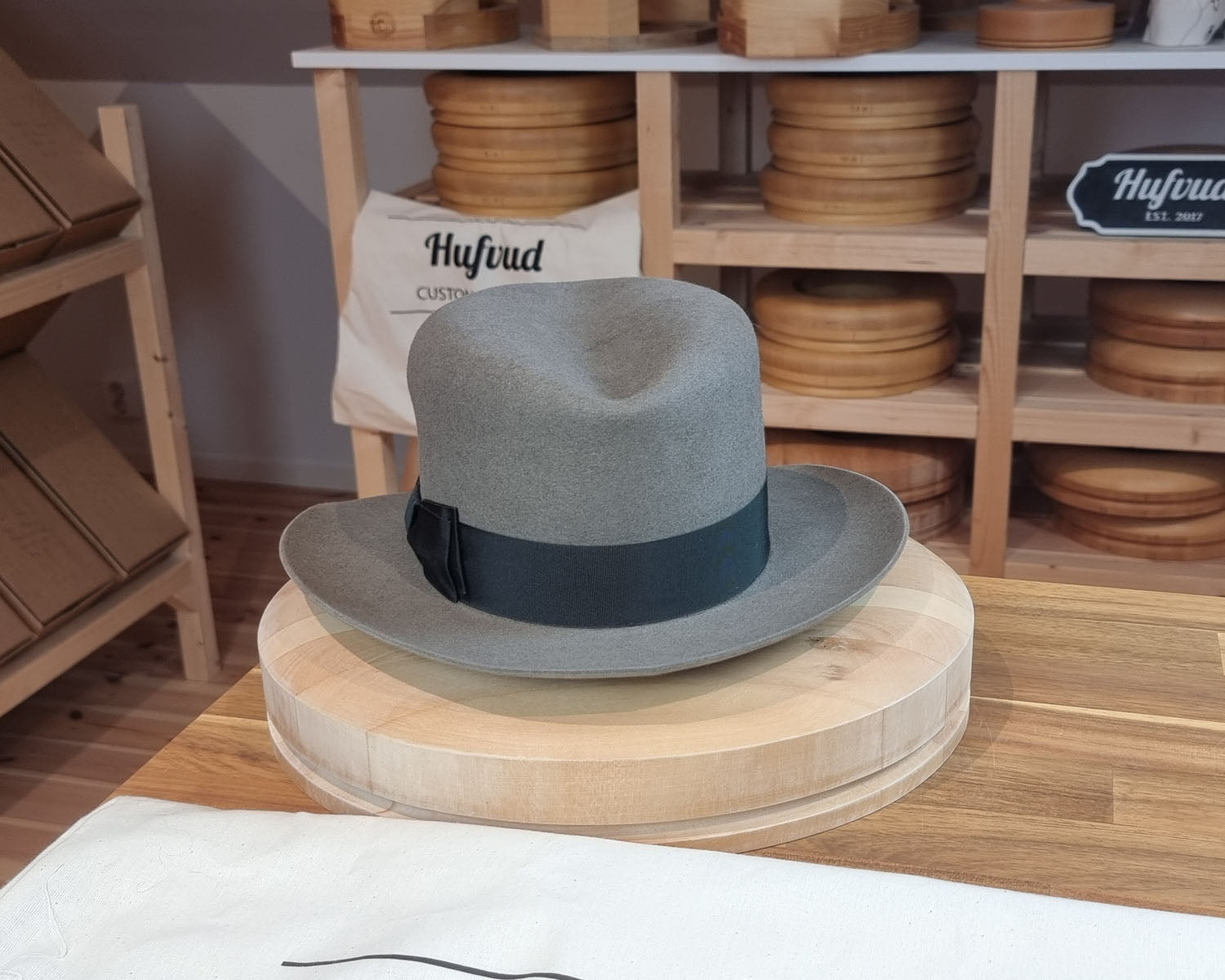 LEIFUR Adventure FEDORA | BEAVER FIFTY| GRAY COLOR LIMITED EDITION | WESTERN WEIGHT | SIZE 59, US 7 3/8 - Hufvud