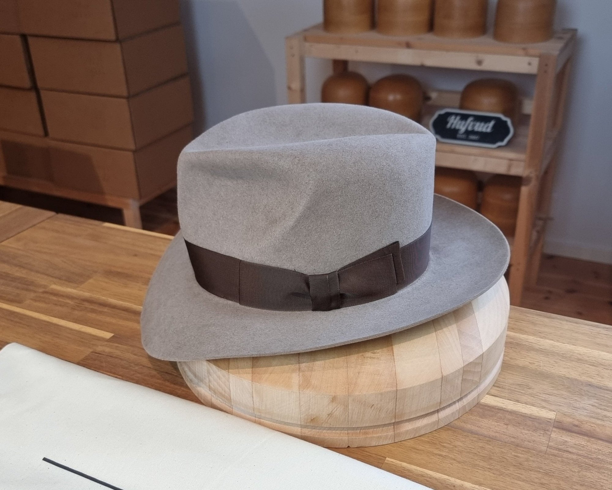 LEIFUR Adventure FEDORA | BEAVER HUNDRED | NATURAL COLOR LIMITED EDITION | WESTERN WEIGHT | SIZE 58, US 7 1/4 - Hufvud