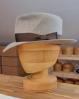 LEIFUR Adventure FEDORA | BEAVER HUNDRED | NATURAL COLOR LIMITED EDITION | WESTERN WEIGHT | SIZE 58, US 7 1/4 - Hufvud