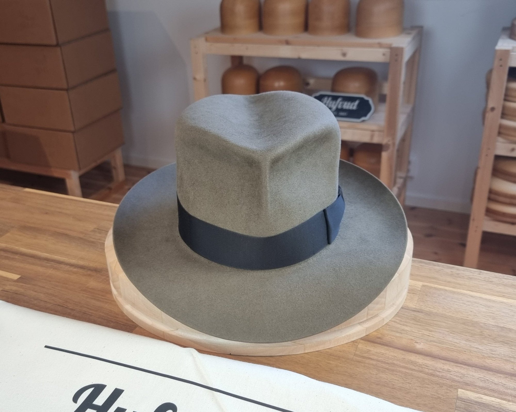LEIFUR Adventure FEDORA | BEAVER HUNDRED | PECAN COLOR LIMITED EDITION | WESTERN WEIGHT | SIZE 58, US 7 1/4 - Hufvud