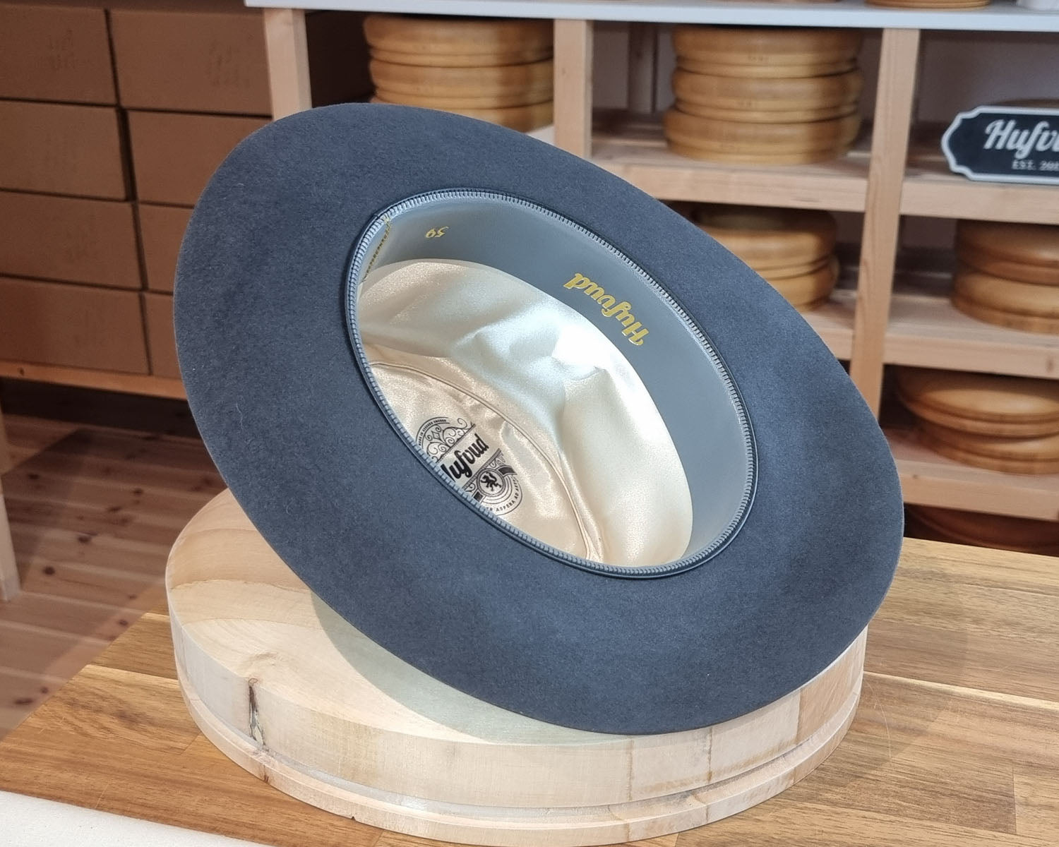 LEIFUR Adventure FEDORA | BEAVER TWENTY | CHARCOAL COLOR | WESTERN WEIGHT | SIZE 59, US 7 3/8 - Hufvud