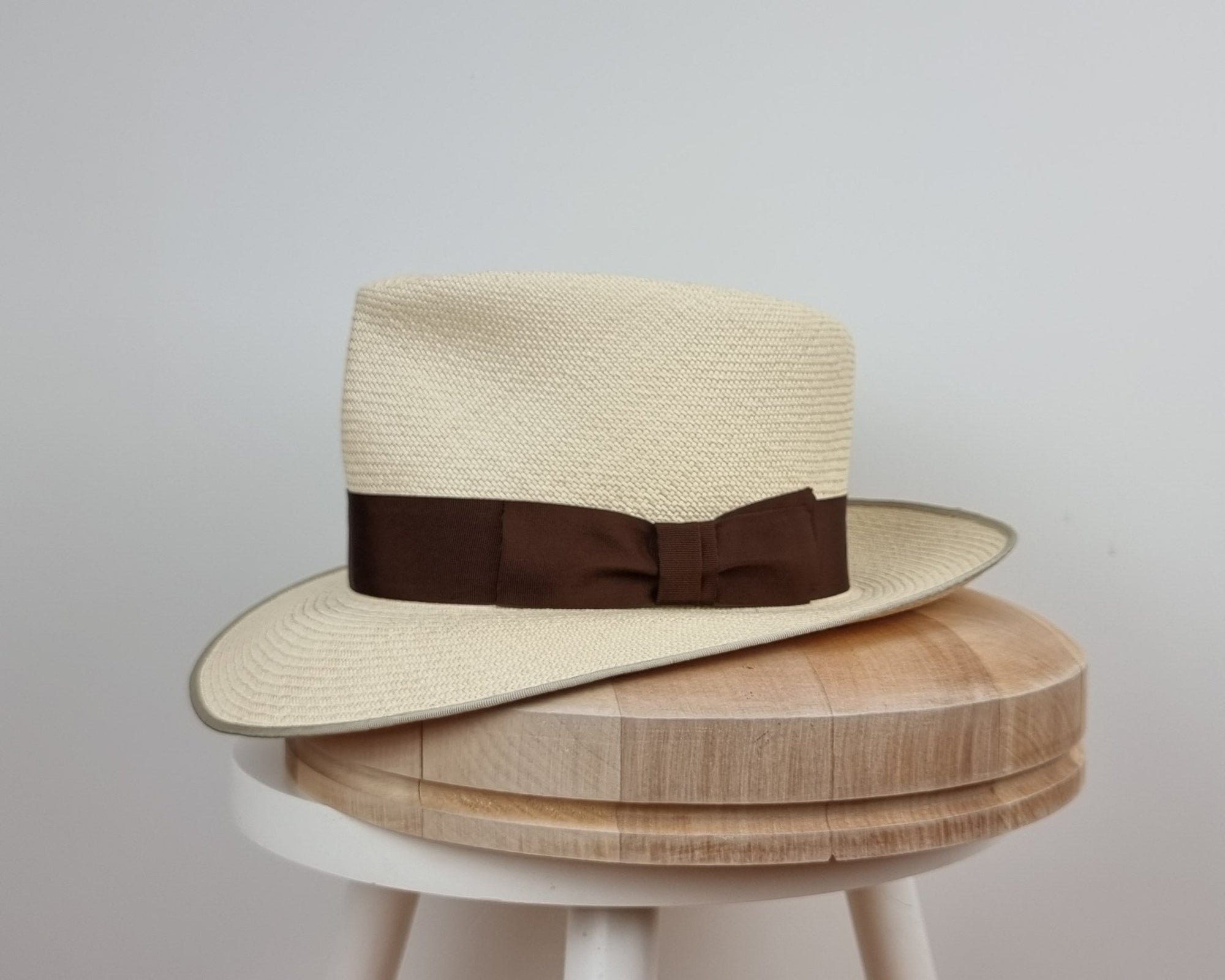 LEIFUR FEDORA | HAND WOVEN ECUADORIAN STRAW | NATURAL COLOR | SIZE 60, US 7 1/2