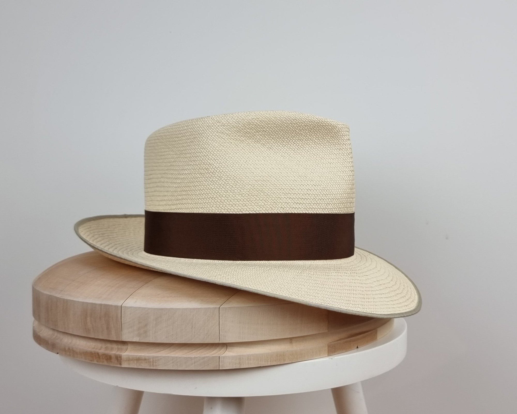 LEIFUR FEDORA | HAND WOVEN ECUADORIAN STRAW | NATURAL COLOR | SIZE 60, US 7 1/2