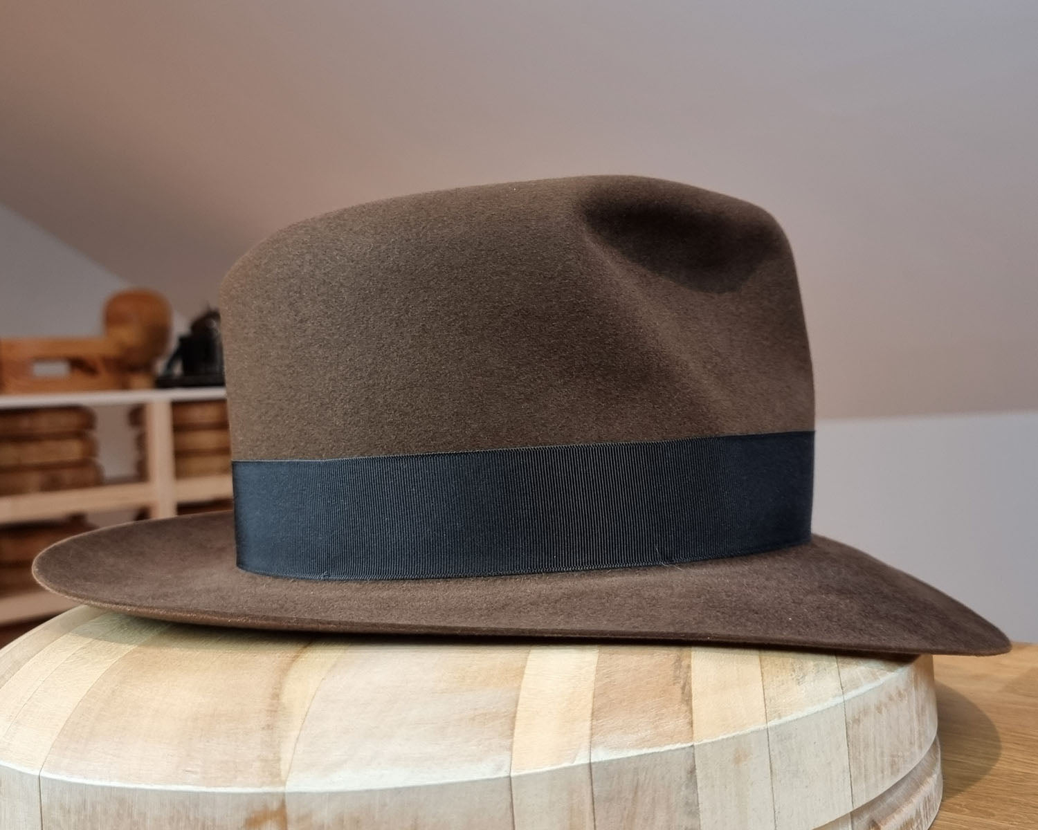 LEIFUR Lucky FEDORA | 50X BEAVER BLEND | SABLE BROWN | SIZE 58, US 7 1/4