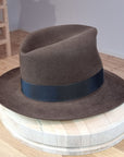 LEIFUR Lucky FEDORA | 50X BEAVER BLEND | SABLE BROWN | SIZE 58, US 7 1/4
