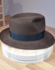 LEIFUR Lucky FEDORA | 50X BEAVER BLEND | SABLE BROWN | SIZE 58, US 7 1/4