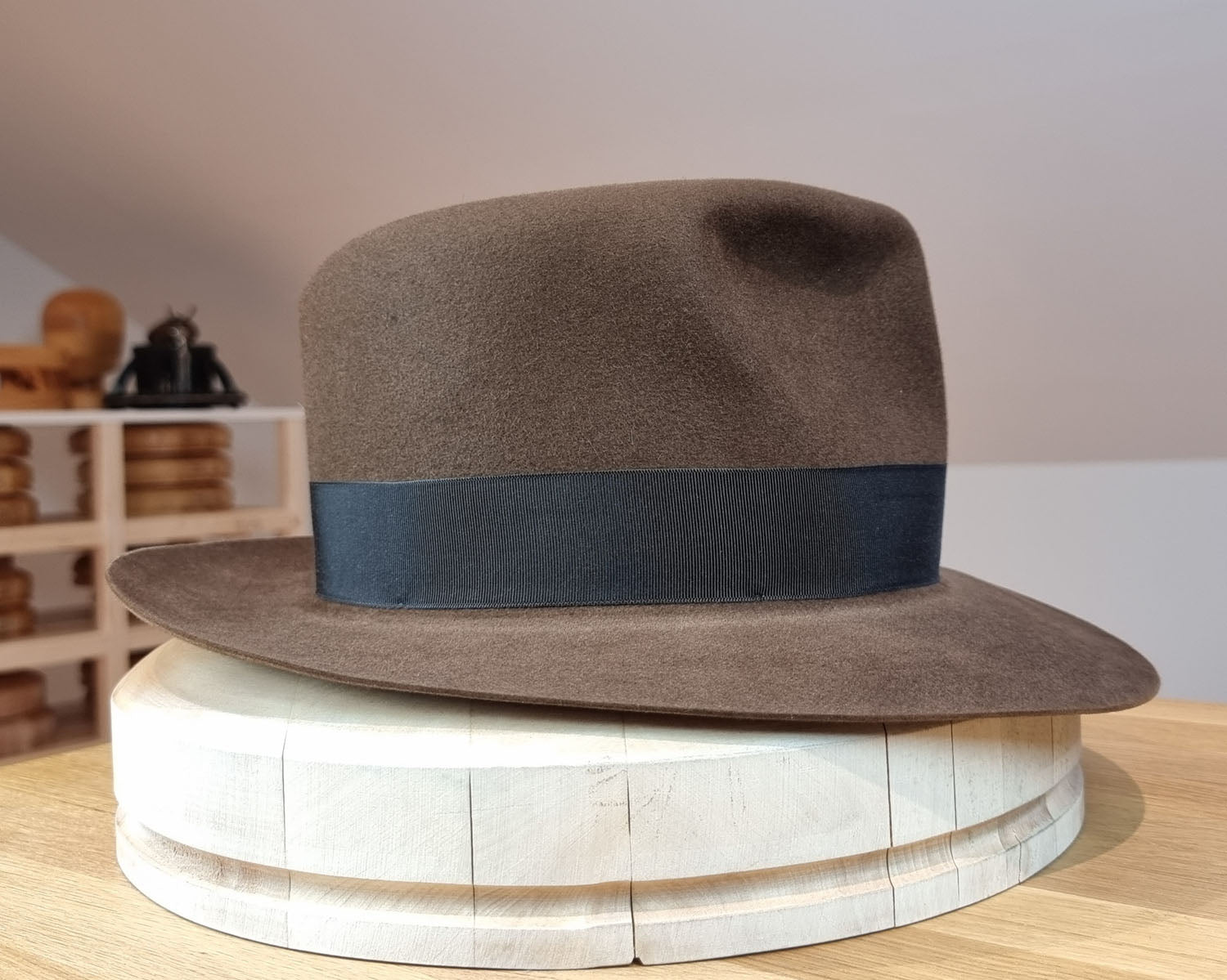 LEIFUR Lucky FEDORA | 50X BEAVER BLEND | SABLE BROWN | SIZE 59, US 7 3/8