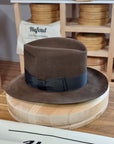 LEIFUR Lucky FEDORA | BEAVER HUNDRED | SABLE BROWN COLOR | SIZE 57, US 7 1/8 - Hufvud