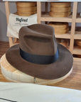 LEIFUR Lucky FEDORA | BEAVER HUNDRED | SABLE BROWN COLOR | SIZE 58, US 7 1/4 - Hufvud