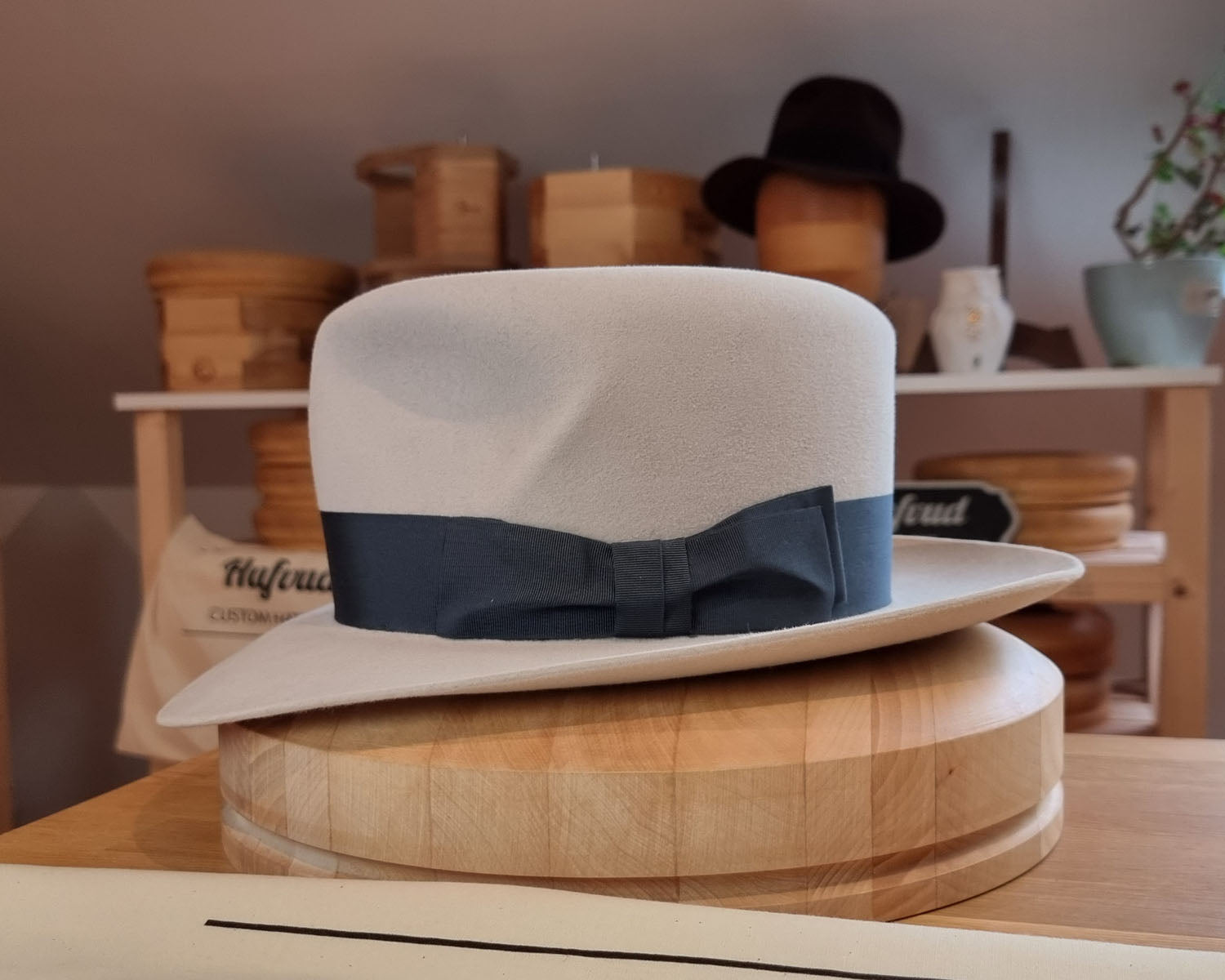 LEIFUR Lucky FEDORA | NUTRIA | PLAYA COLOR | SIZE 58, US 7 1/4 - Hufvud
