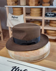 LEIFUR Lucky FEDORA | RABBIT & HARE DELUXE BLEND FELT | SABLE BROWN COLOR | SIZE 58, US 7 1/4 - Hufvud