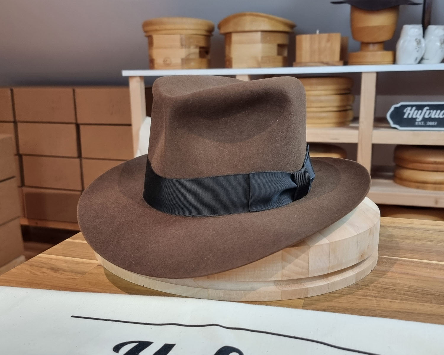 LEIFUR Lucky FEDORA | RABBIT &amp; HARE DELUXE BLEND | MULTIPLE SIZE AVAILABLE - Hufvud
