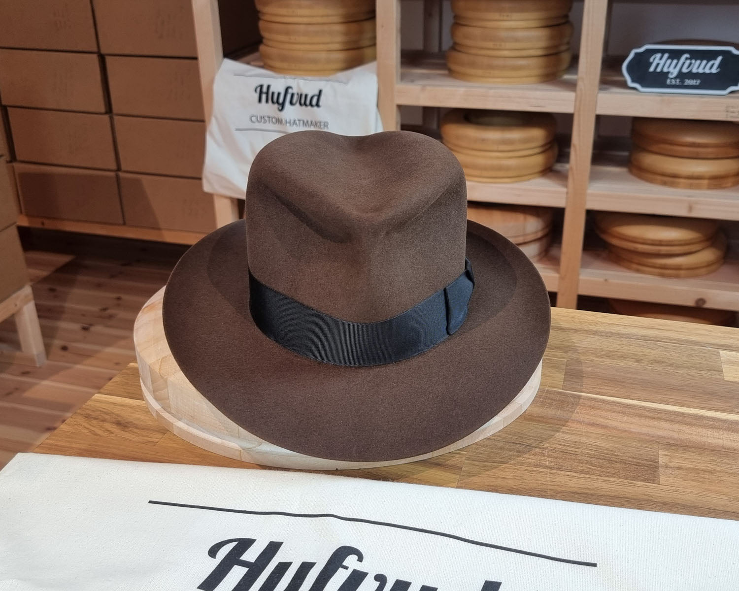 LEIFUR Lucky FEDORA | RABBIT &amp; HARE DELUXE BLEND | MULTIPLE SIZE AVAILABLE - Hufvud