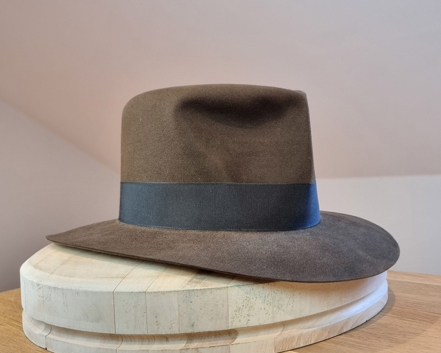 LEIFUR Lucky FEDORA | SABLE BROWN | 100X BEAVER | SIZE 59, US 7 3/8