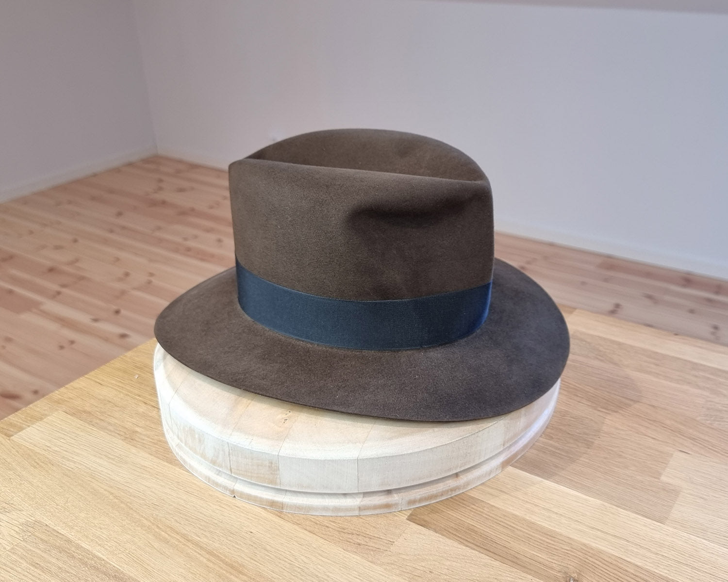 LEIFUR Lucky FEDORA | SABLE BROWN | 100X BEAVER | SIZE 59, US 7 3/8
