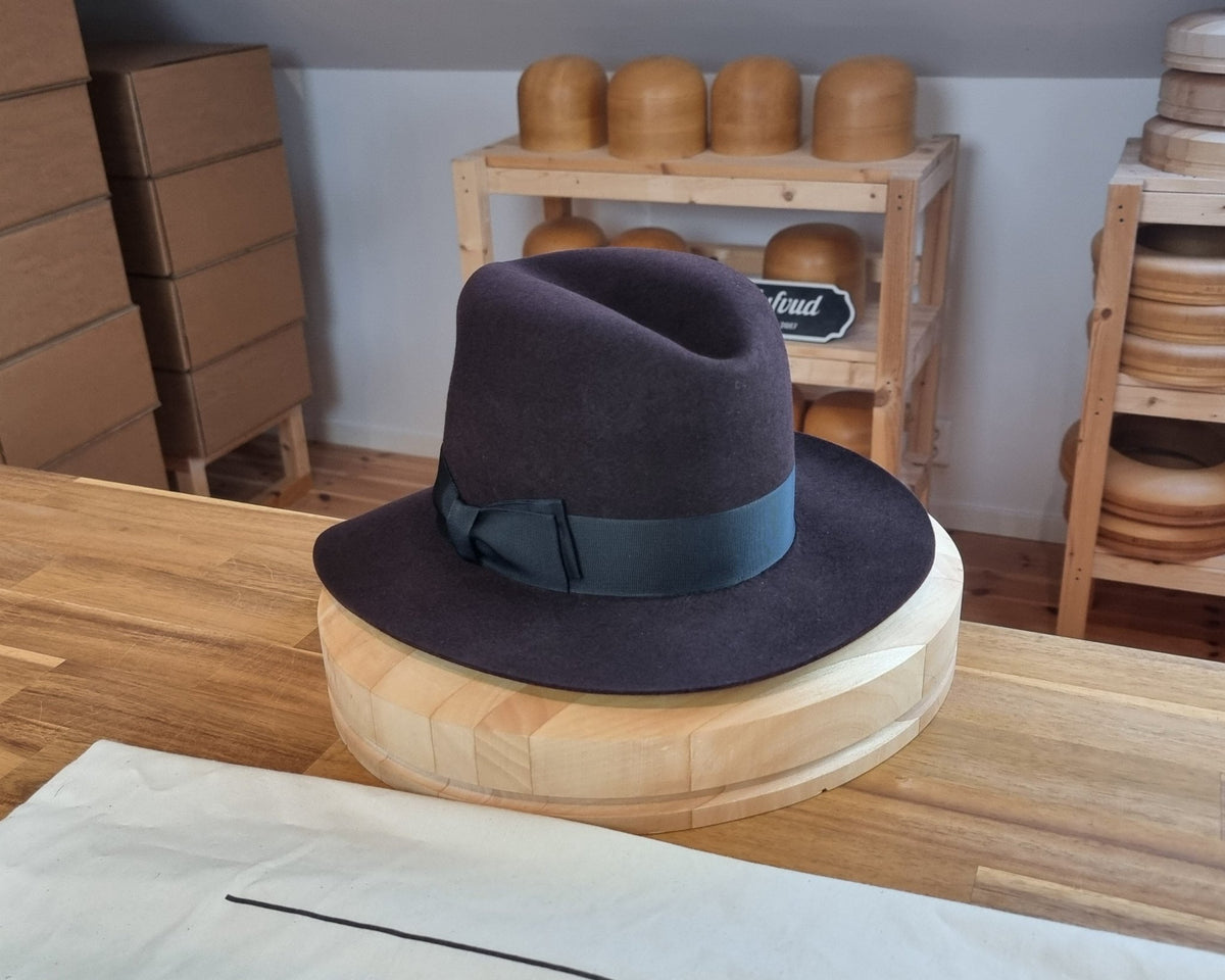 LEIFUR Raven Crown FEDORA | BEAVER FIFTY | OXBLOOD COLOR | MULTIPLE SIZE AVAILABLE - Hufvud