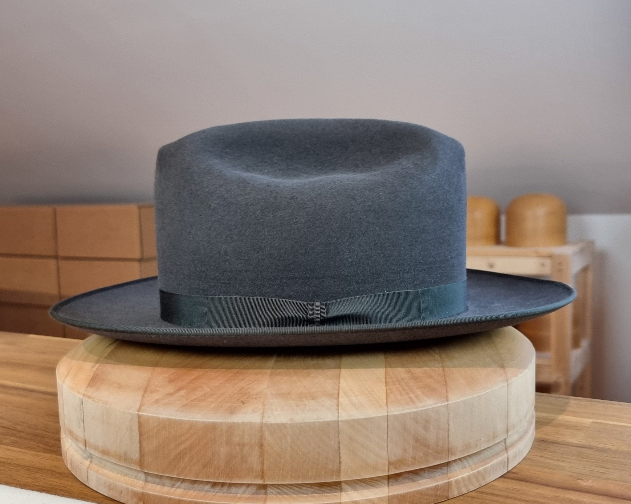 ODIN | BEAVER TWENTY | CHARCOAL COLOR | WESTERN WEIGHT | SIZE 58