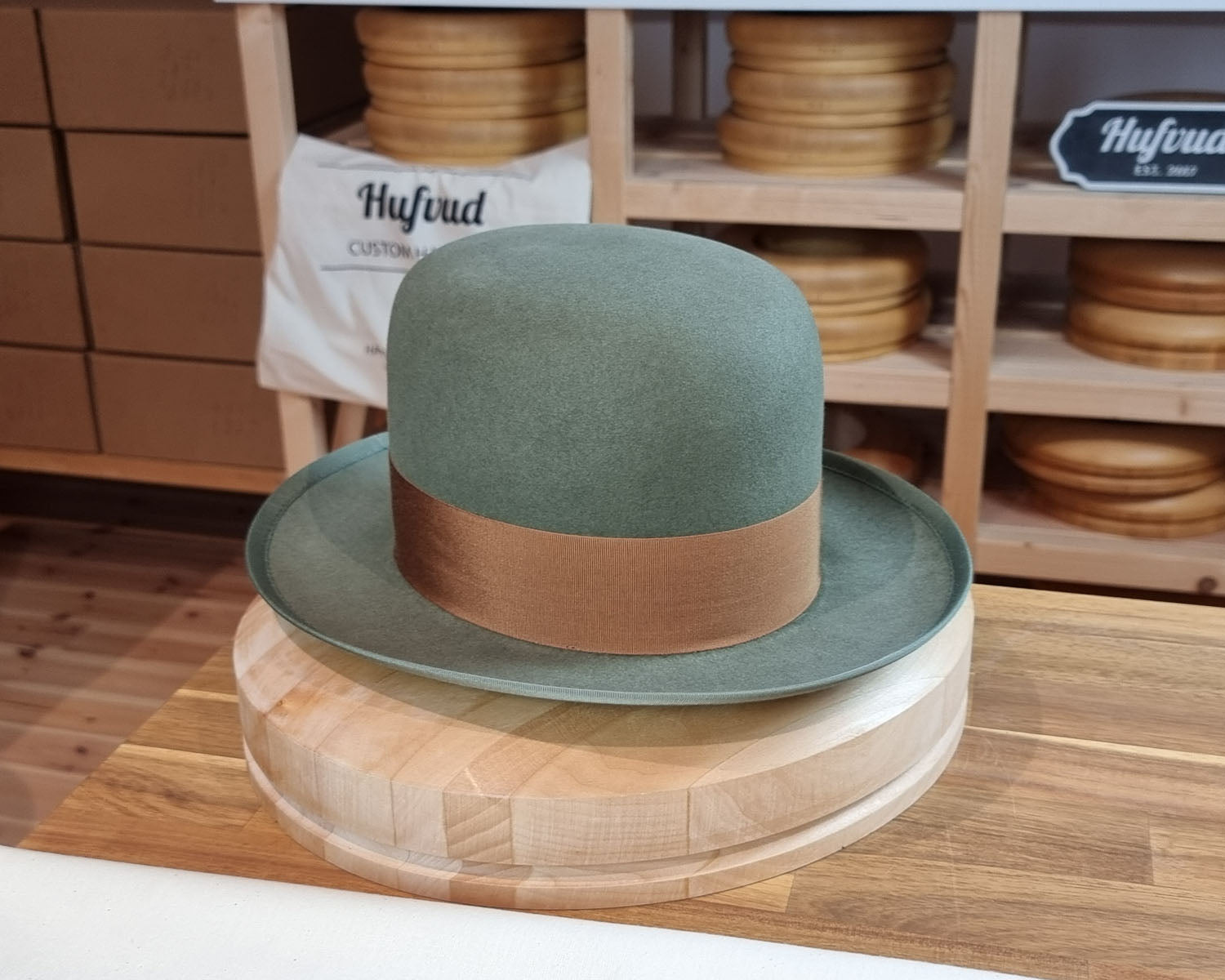 OPEN CROWN | BEAVER FIFTY | REGULAR OVAL BLOCK | MULTIPLE SIZE AVAILABLE - Hufvud