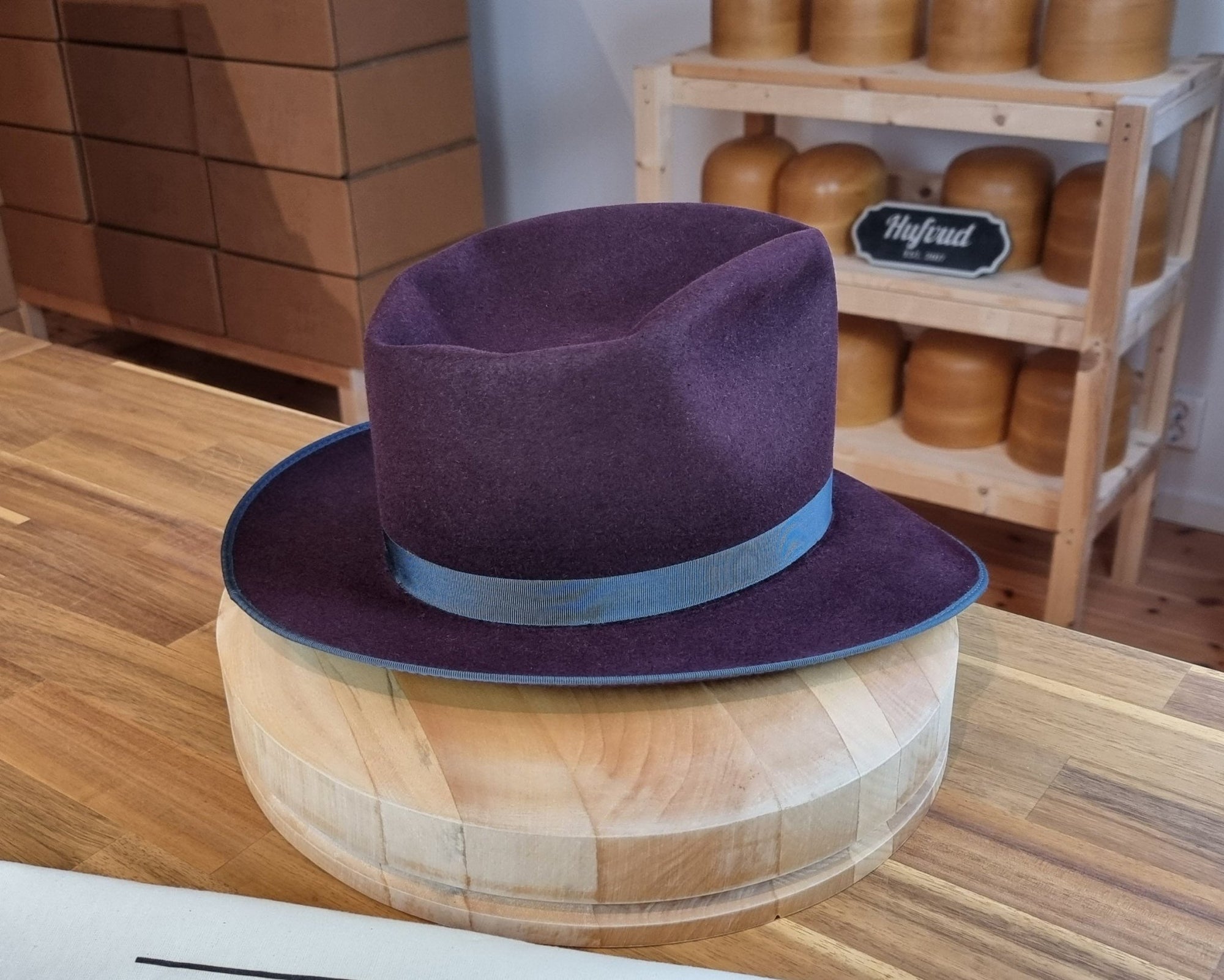 PLAYBOY FEDORA | RABBIT &amp; HARE DELUXE BLEND | MULTIPLE SIZES AVAILABLE - Hufvud