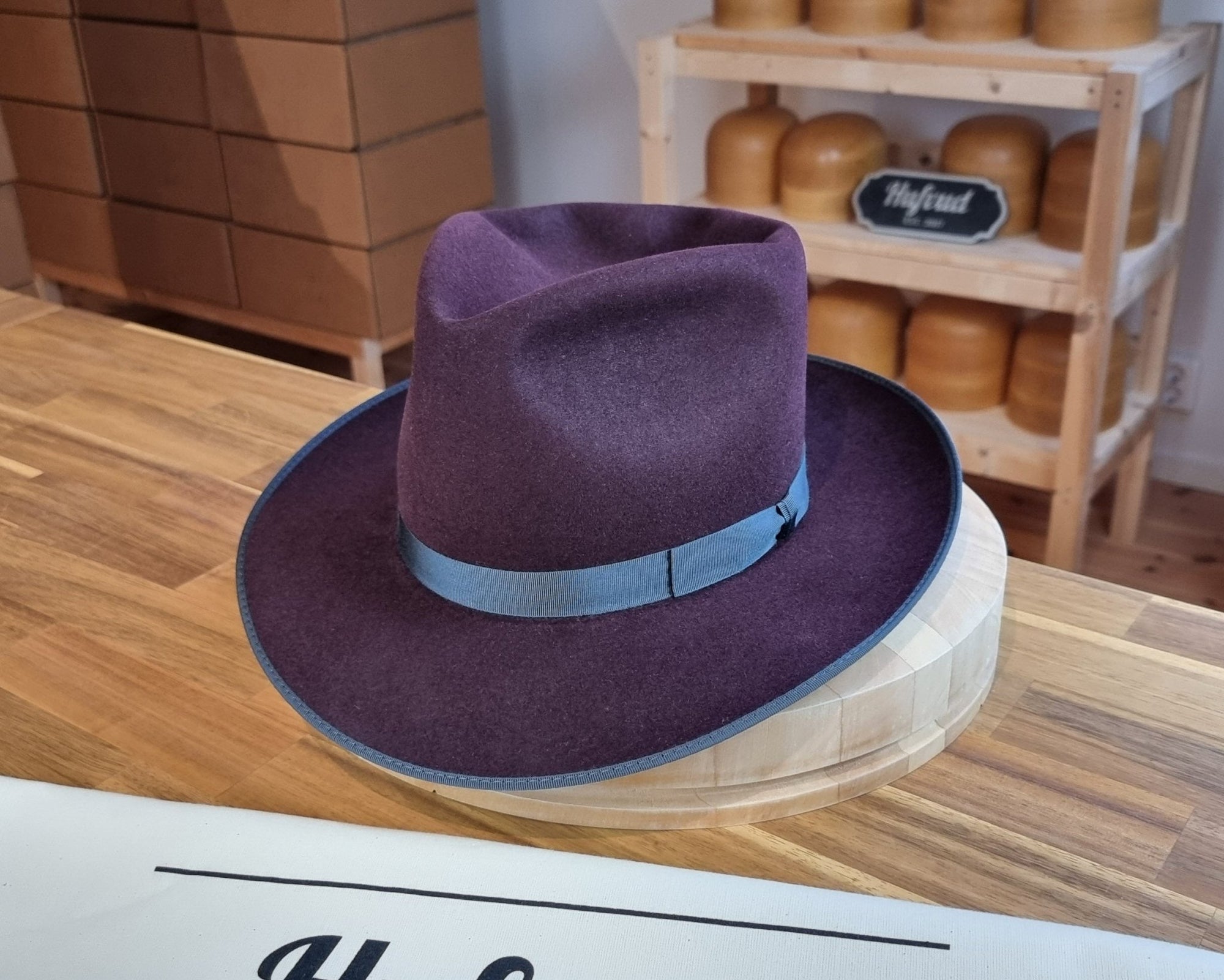 PLAYBOY FEDORA | RABBIT & HARE DELUXE BLEND | MULTIPLE SIZES AVAILABLE - Hufvud