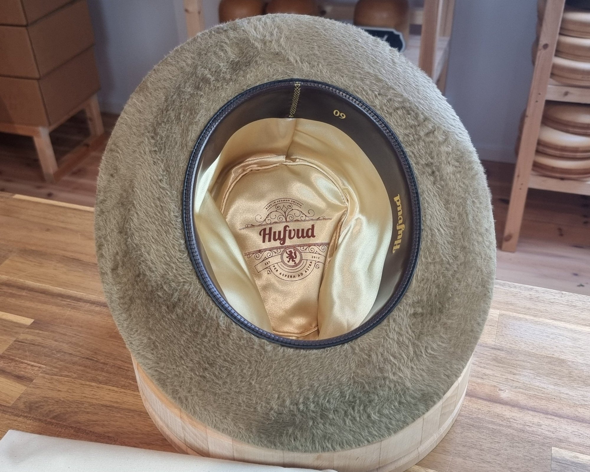 RAGNAR FEDORA | 100% HARE | FAWN COLOR | VELOUR FINISH | SIZE 60, US 7 1/2 - Hufvud