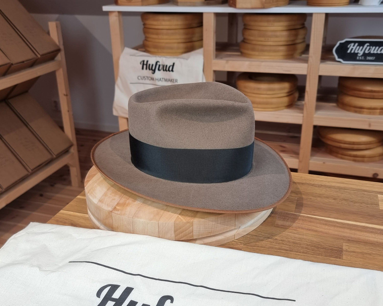 RAGNAR FEDORA | BEAVER FIFTY | WHISKEY COLOR | SIZE 58, US 7 1/4 - Hufvud