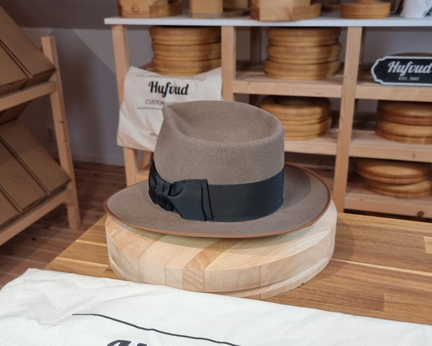 RAGNAR FEDORA | BEAVER FIFTY | WHISKEY COLOR | SIZE 58, US 7 1/4 - Hufvud