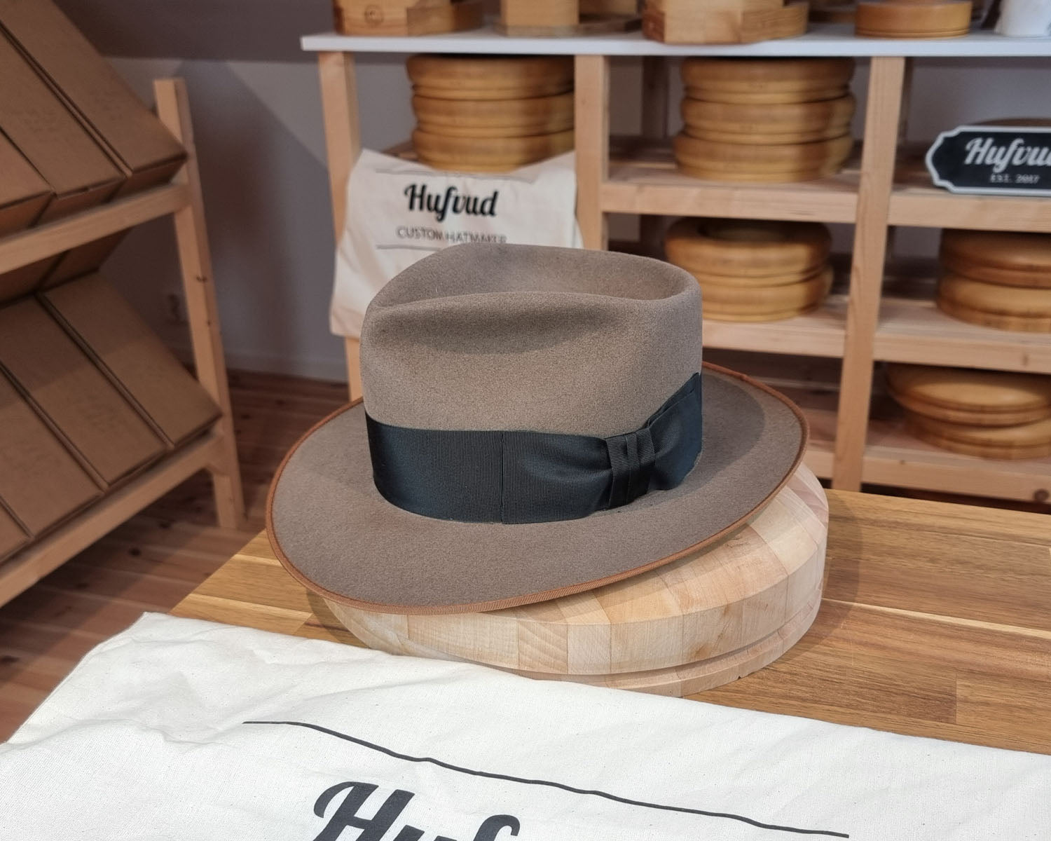RAGNAR FEDORA | BEAVER FIFTY | WHISKEY COLOR | SIZE 58, US 7 1/4 - Hufvud