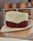RAGNAR FEDORA | HAND WOVEN ECUADORIAN STRAW | NATURAL COLOR | CUENCA GRADE EIGHT | SIZE 58, US 7 1/4 - Hufvud