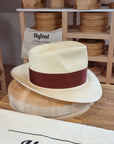 RAGNAR FEDORA | HAND WOVEN ECUADORIAN STRAW | NATURAL COLOR | CUENCA GRADE EIGHT | SIZE 58, US 7 1/4 - Hufvud