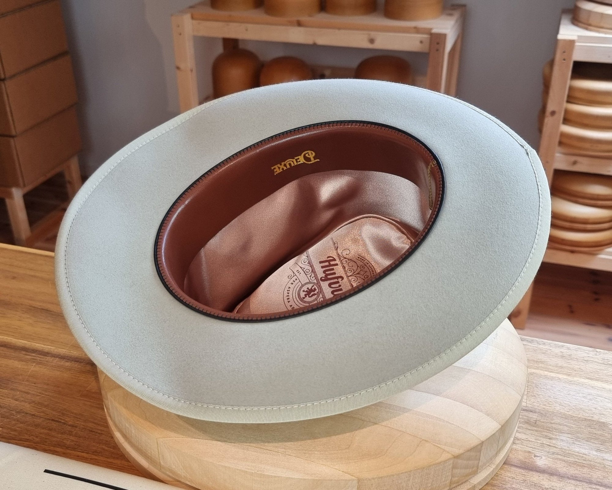 RAGNAR FEDORA | RABBIT &amp; HARE DELUXE BLEND FELT | SILVERBELLY COLOR | MULTIPLE SIZE AVAILABLE - Hufvud