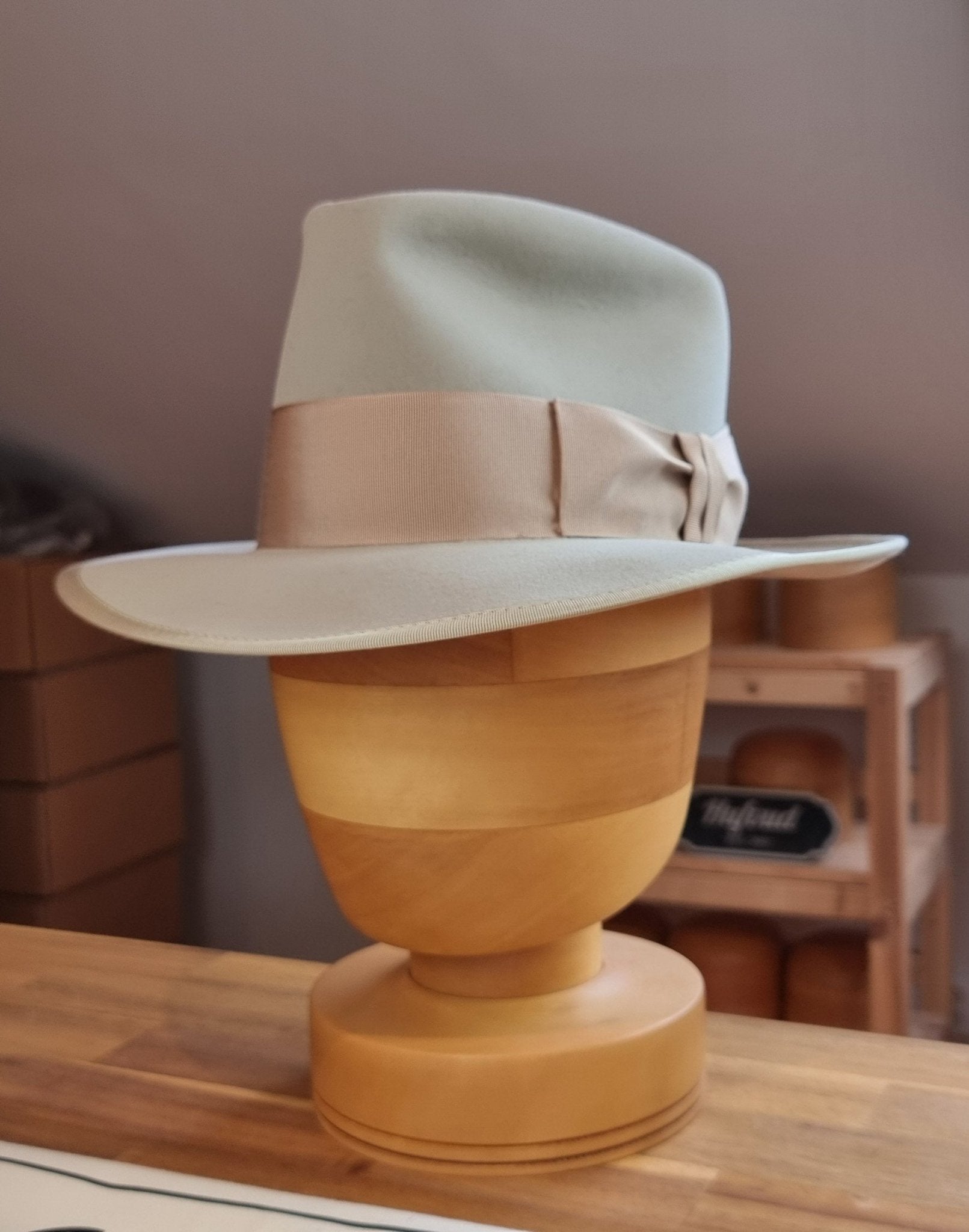 RAGNAR FEDORA | RABBIT &amp; HARE DELUXE BLEND FELT | SILVERBELLY COLOR | MULTIPLE SIZE AVAILABLE - Hufvud