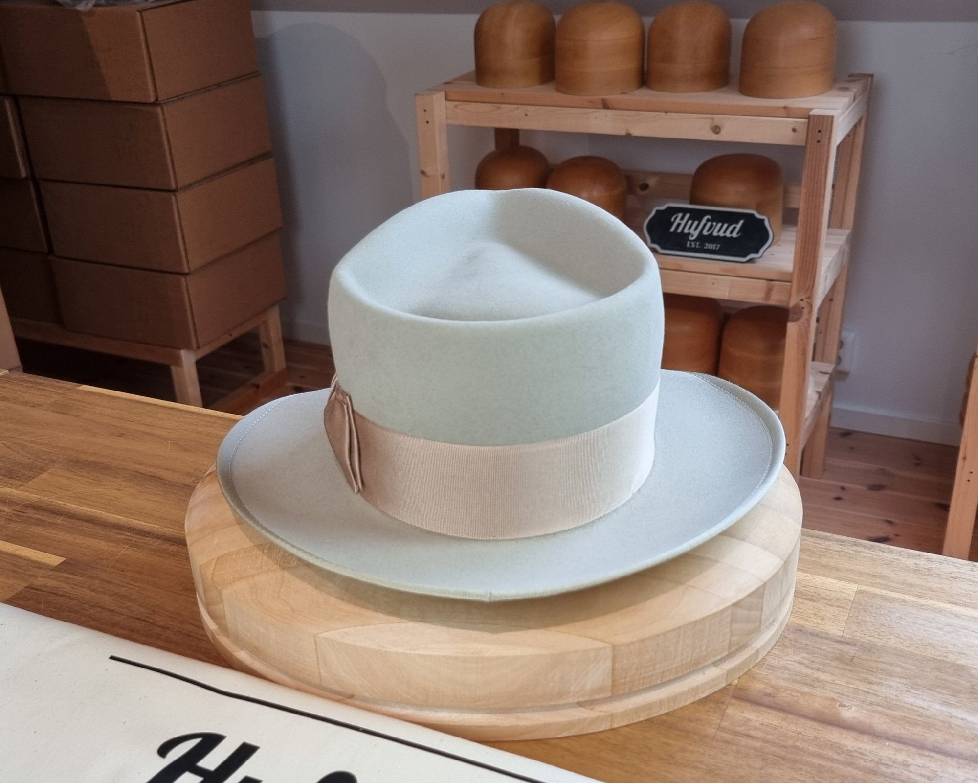 RAGNAR FEDORA | RABBIT &amp; HARE DELUXE BLEND FELT | SILVERBELLY COLOR | MULTIPLE SIZE AVAILABLE - Hufvud