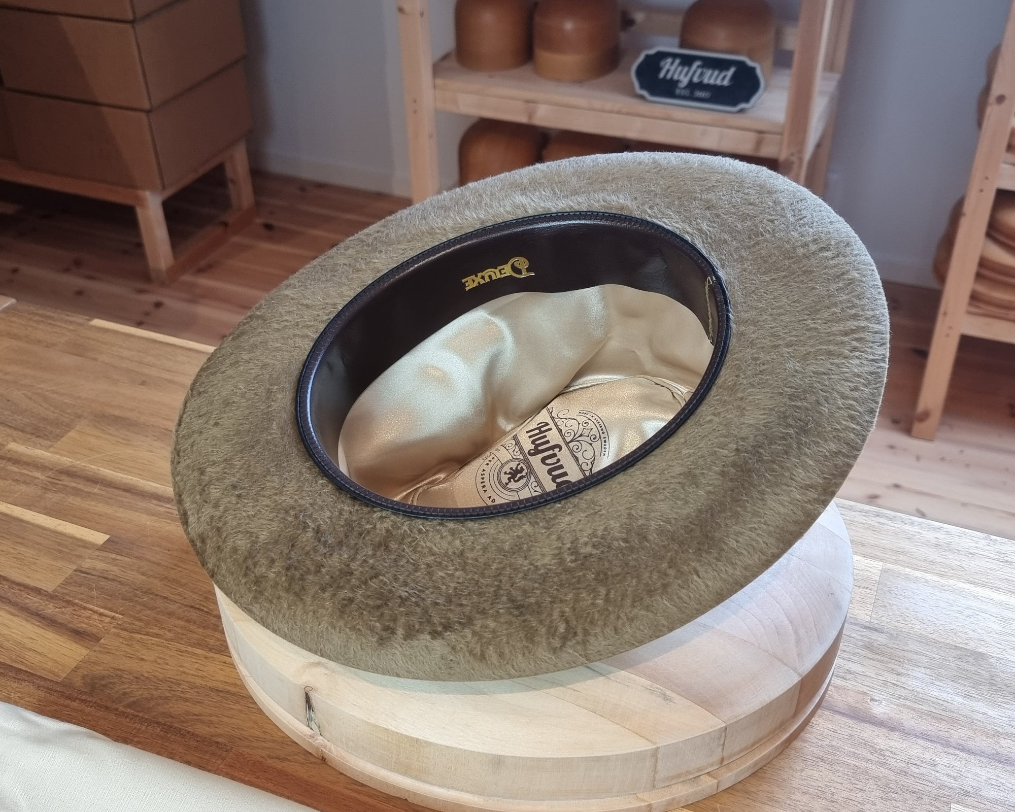 CAGNEY FEDORA | 100% HARE | FAWN COLOR | VELOUR FINISH | SIZE 58, US 7 1/4