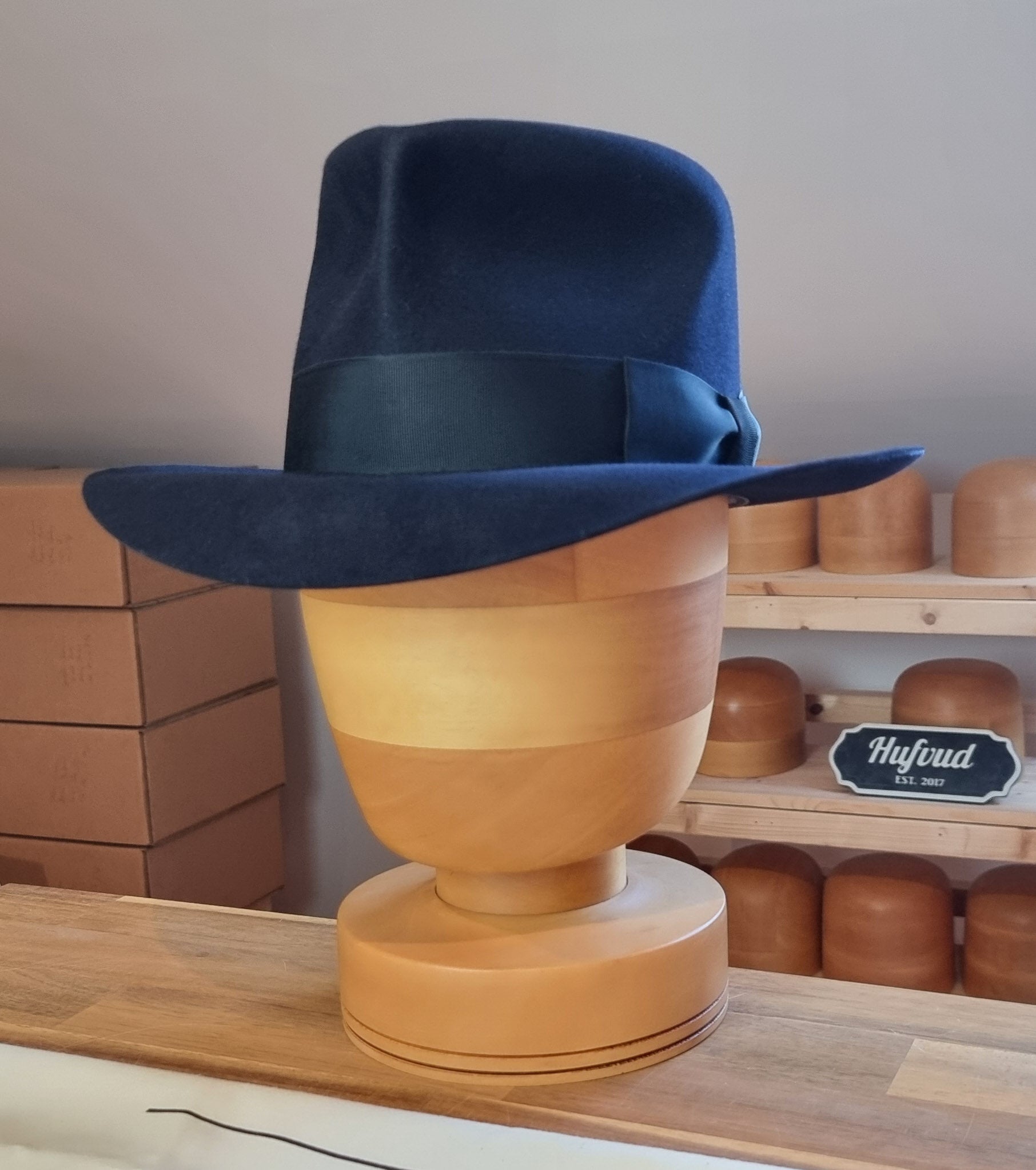 LEIFUR Adventure FEDORA | BEAVER HUNDRED | DARK NAVY BLUE COLOR | WESTERN WEIGHT | SIZE 58, US 7 1/4