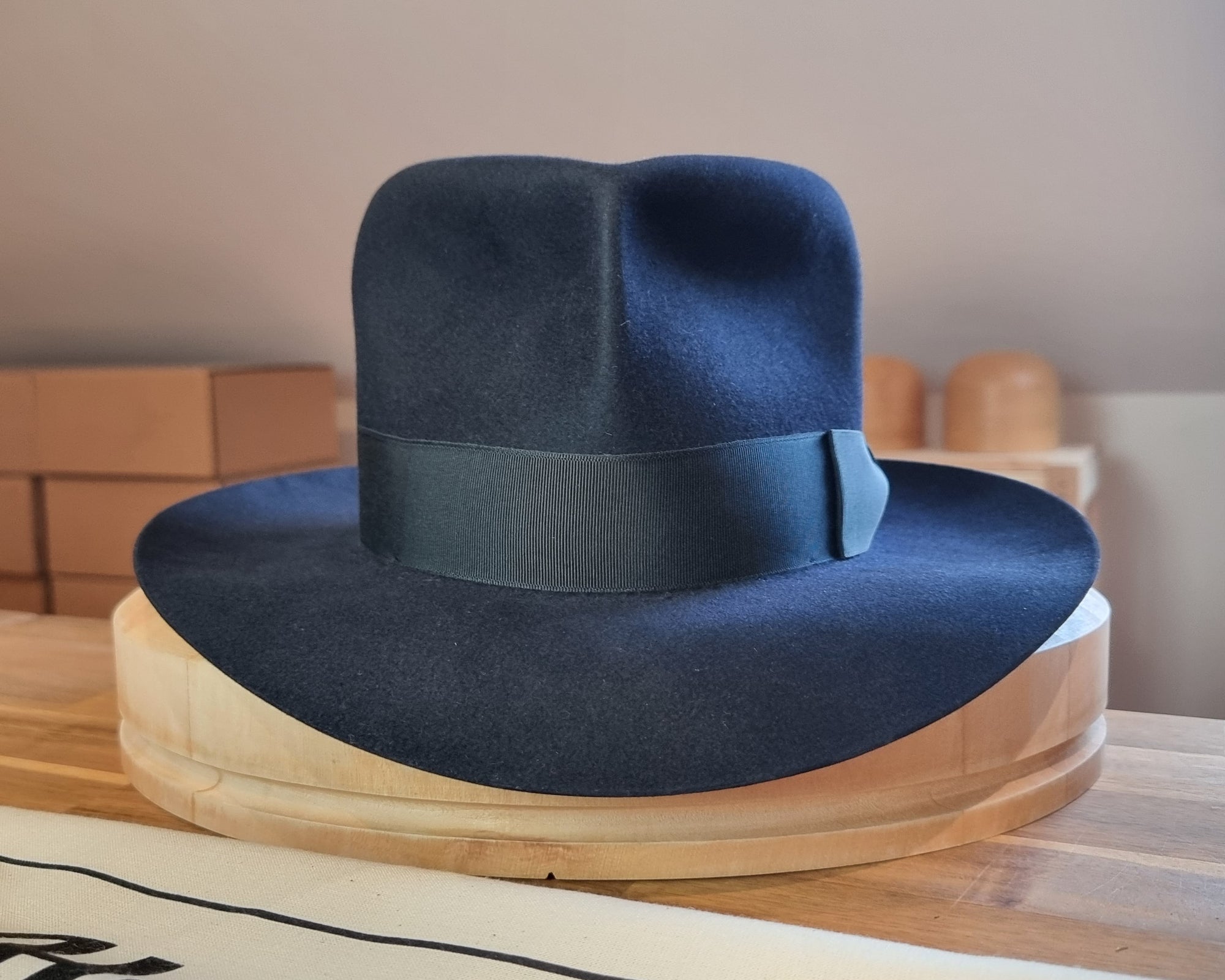 LEIFUR Adventure FEDORA | BEAVER HUNDRED | DARK NAVY BLUE COLOR | WESTERN WEIGHT | SIZE 58, US 7 1/4