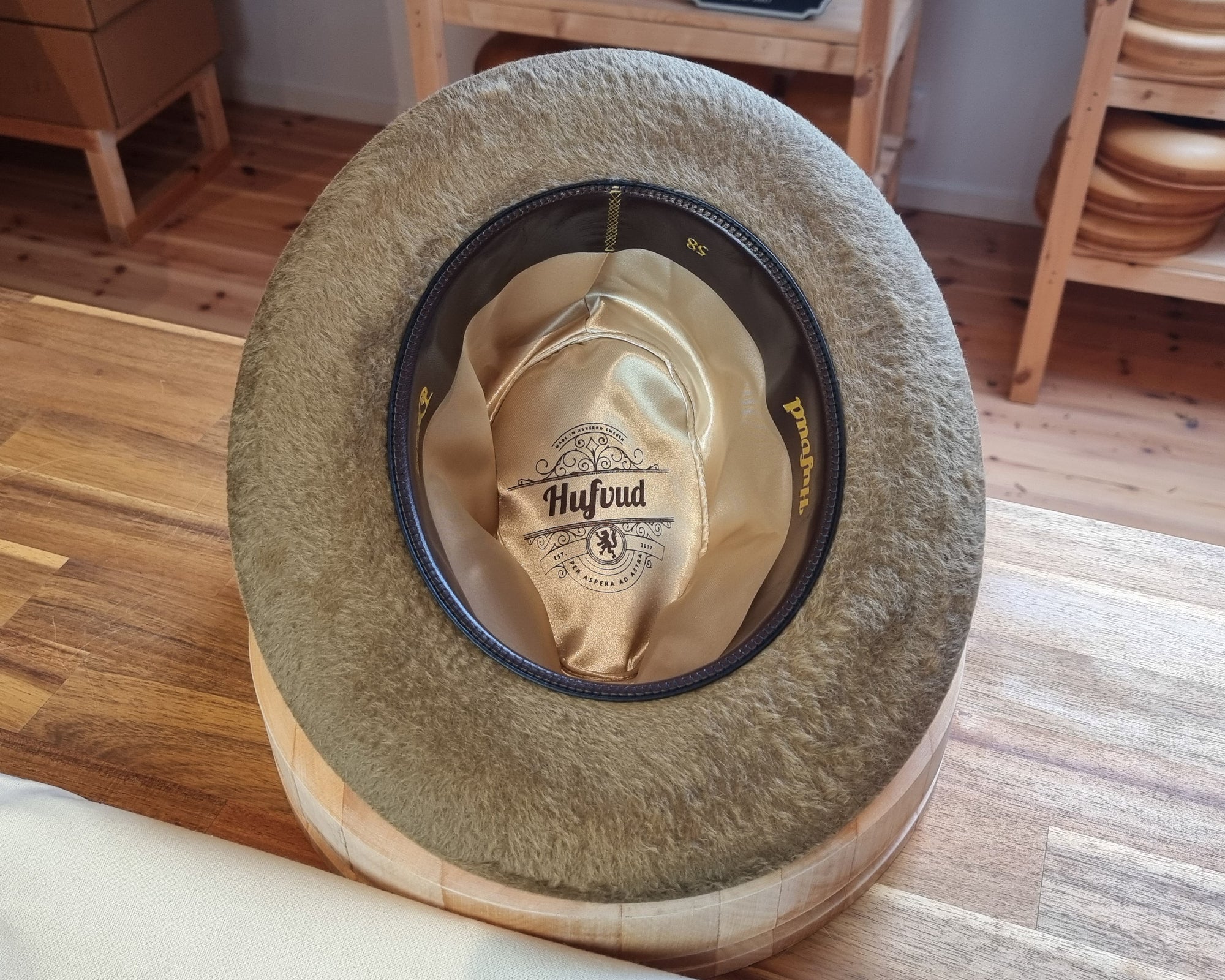 CAGNEY FEDORA | 100% HARE | FAWN COLOR | VELOUR FINISH | SIZE 58, US 7 1/4