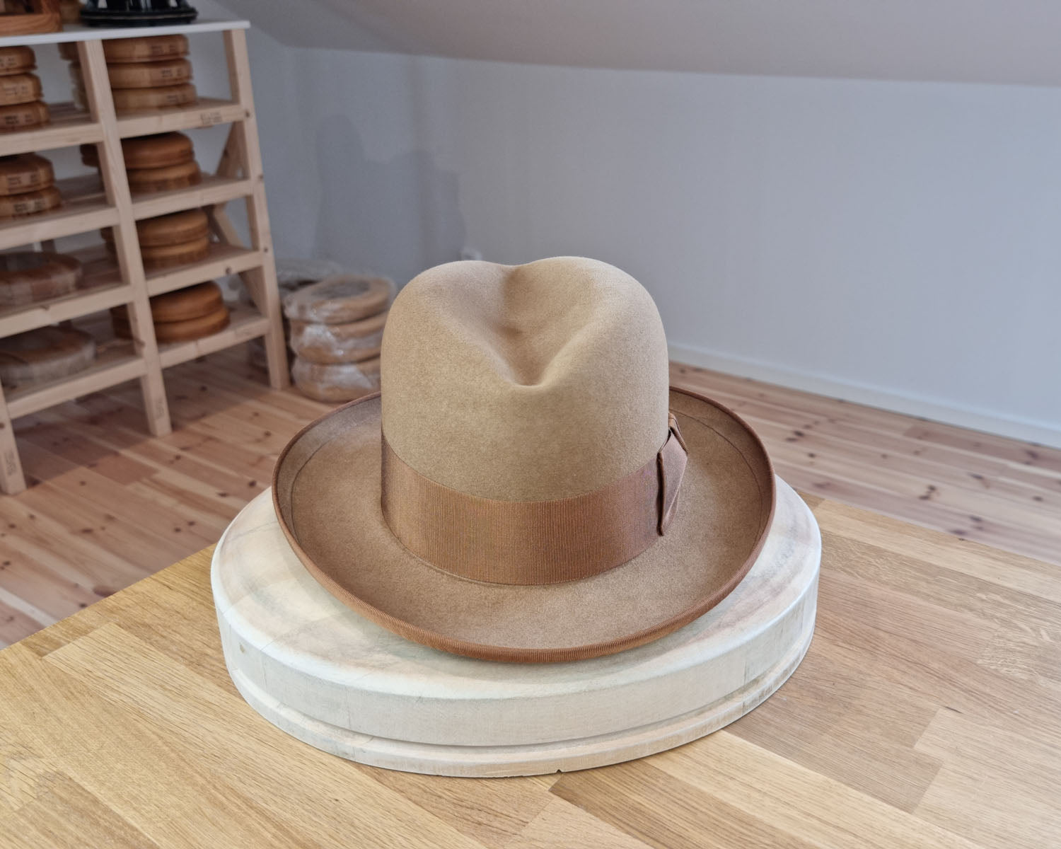 SVEN HOMBURG | 50X BEAVER BLEND | CAMEL COLOR | SIZE 59, US 7 3/8