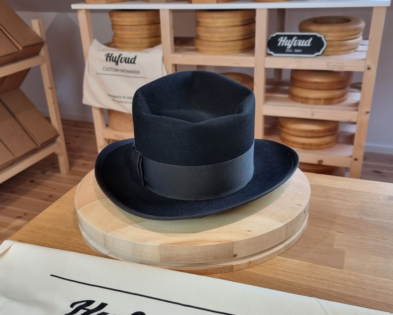 WHIPPET FEDORA | 50X BEAVER BLEND | BLACK | SIZE 62, US 7 3/4 - Hufvud