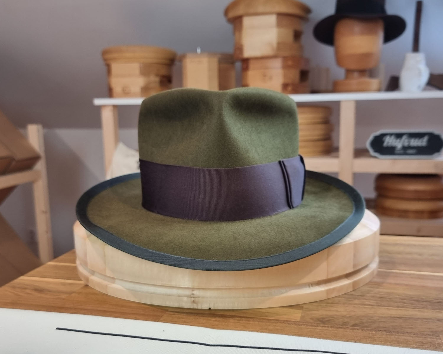 WHIPPET FEDORA | BEAVER HUNDRED | MOSS GREEN | SIZE 58, US 7 1/4 - Hufvud