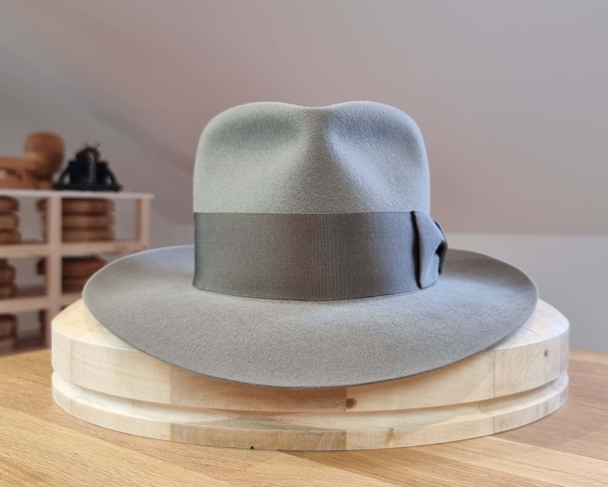 WHIPPET FEDORA | DELUXE RABBIT &amp; HARE BLEND | STONE COLOR | SIZE 58, US 7 1/4