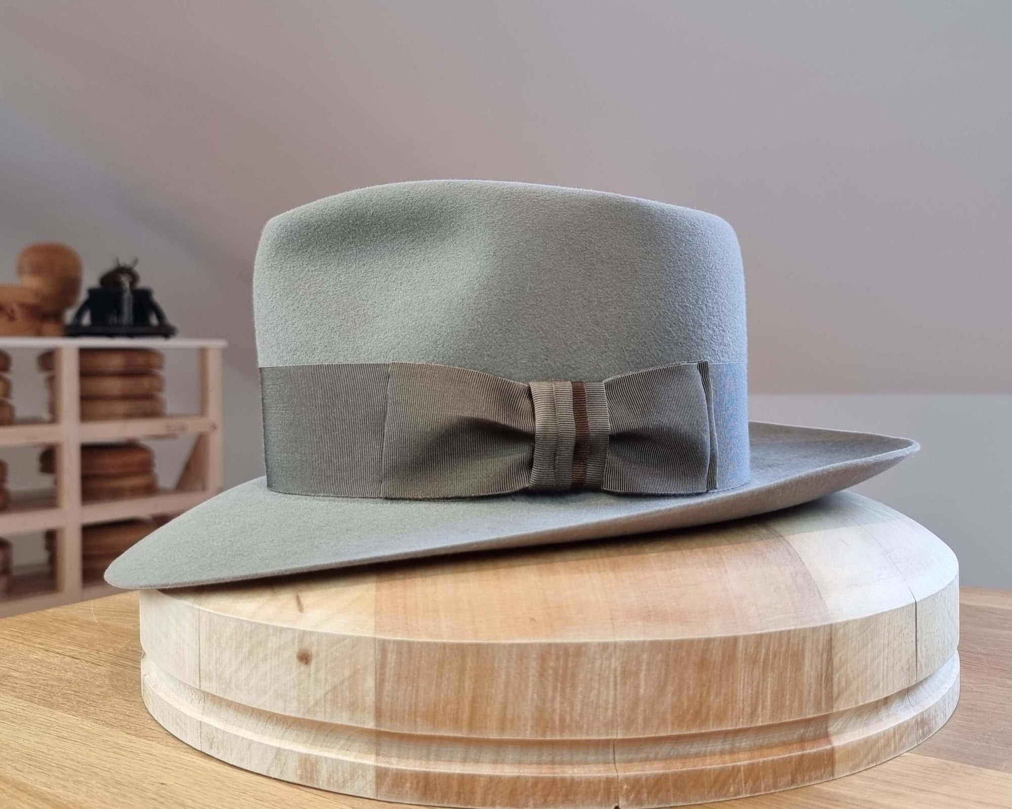WHIPPET FEDORA | DELUXE RABBIT &amp; HARE BLEND | STONE COLOR | SIZE 58, US 7 1/4