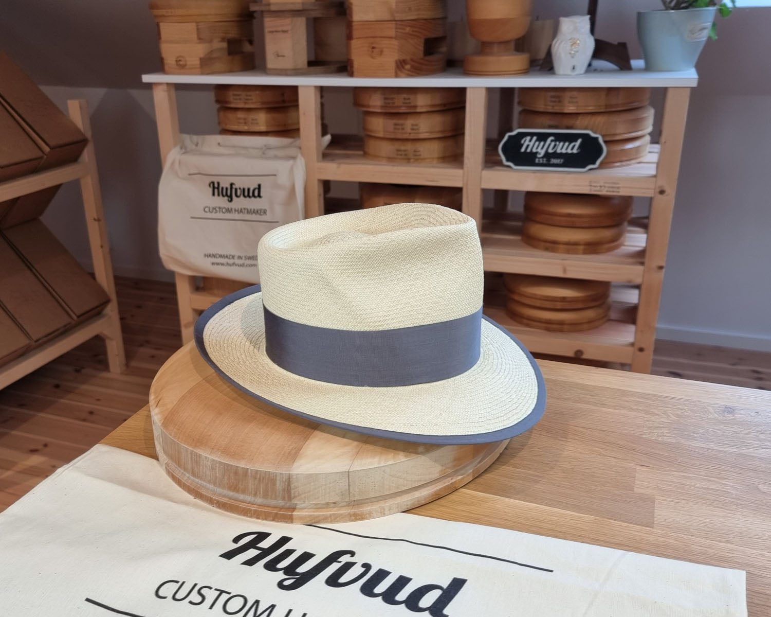 WHIPPET FEDORA | HAND WOVEN ECUADORIAN STRAW | NATURAL COLOR | SIZE 58, US 7 1/4