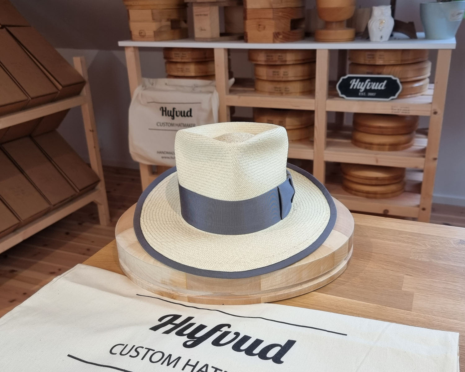WHIPPET FEDORA | HAND WOVEN ECUADORIAN STRAW | NATURAL COLOR | SIZE 58, US 7 1/4